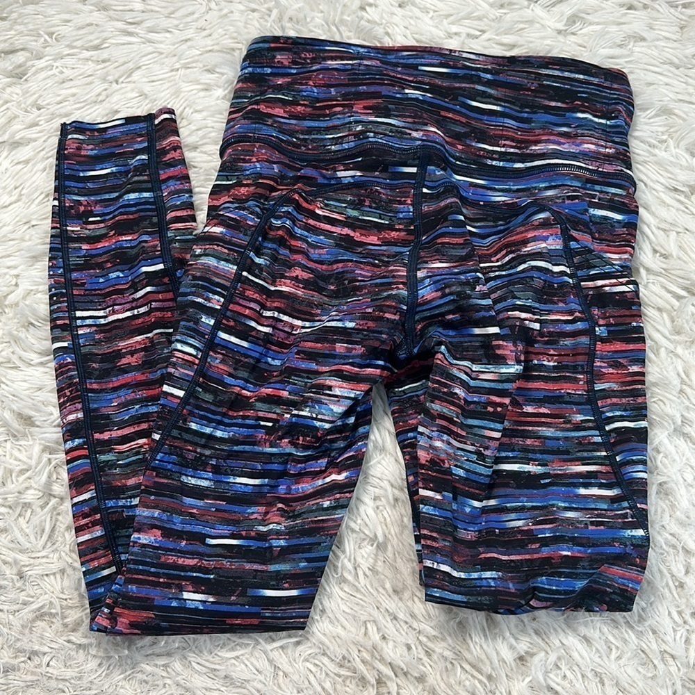Lululemon Fast & Free 7/8 Tight II *Nulux 25" Hinshu Alpine White Multi - Picture 4 of 6